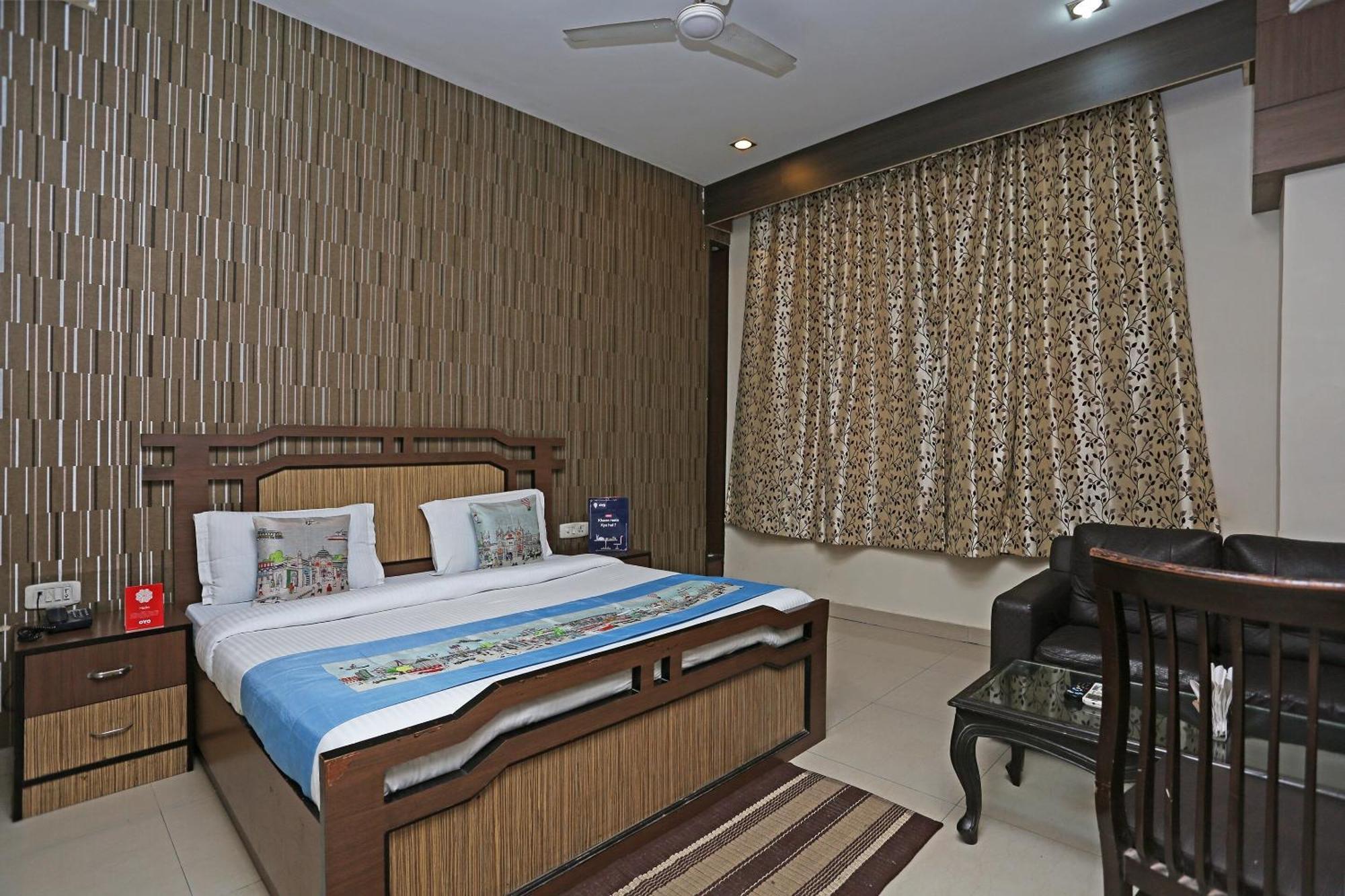Capital O 1299 Hotel Mukut Regency Ghaziabad Exterior foto