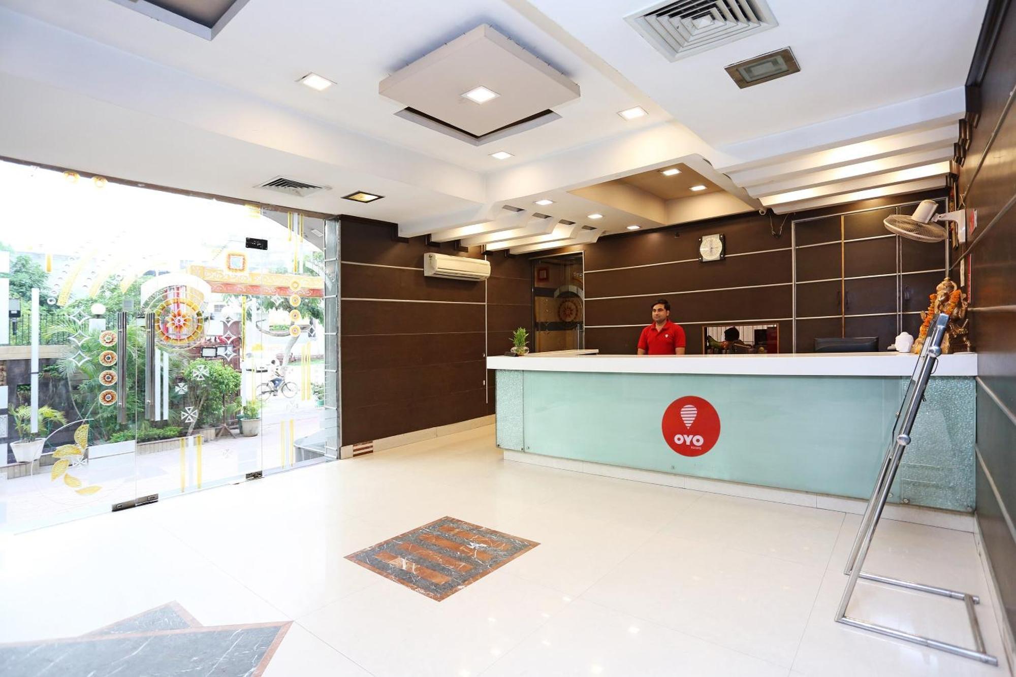 Capital O 1299 Hotel Mukut Regency Ghaziabad Exterior foto